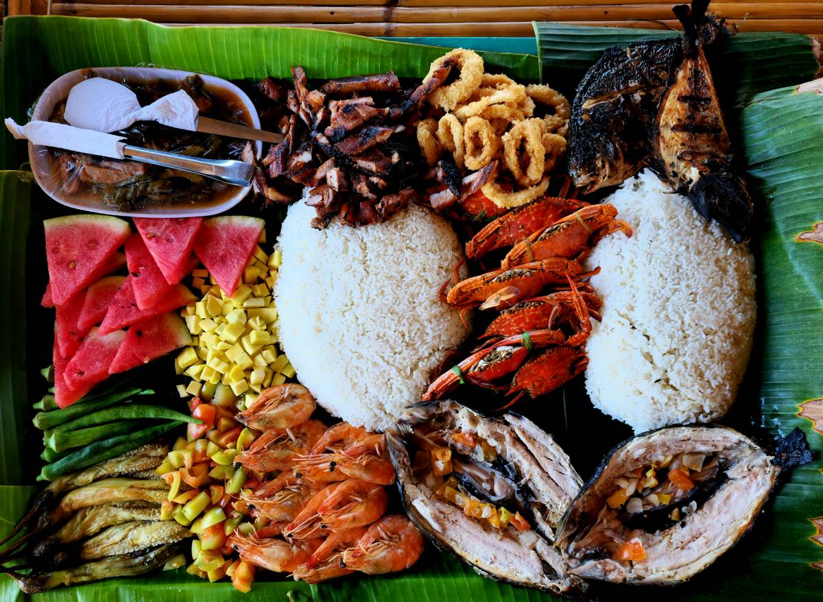A mouthwatering tray of grilled meat and seafood from Sungayan Grill.
